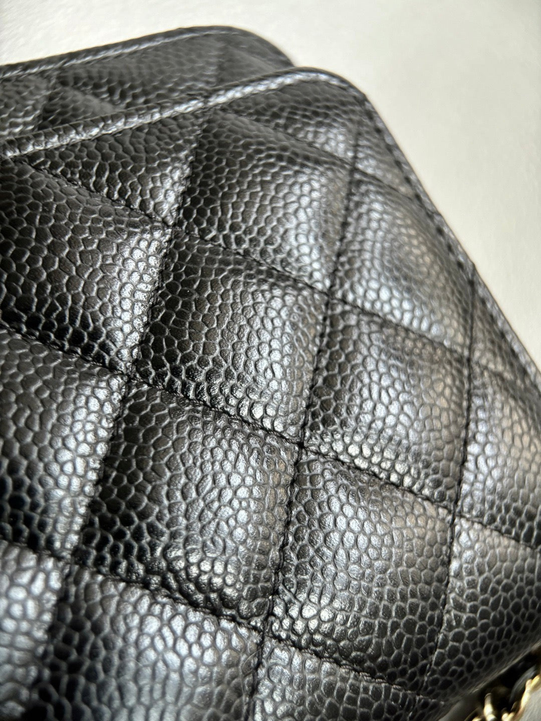 CHANEL-25A WOC bag golden/sliver