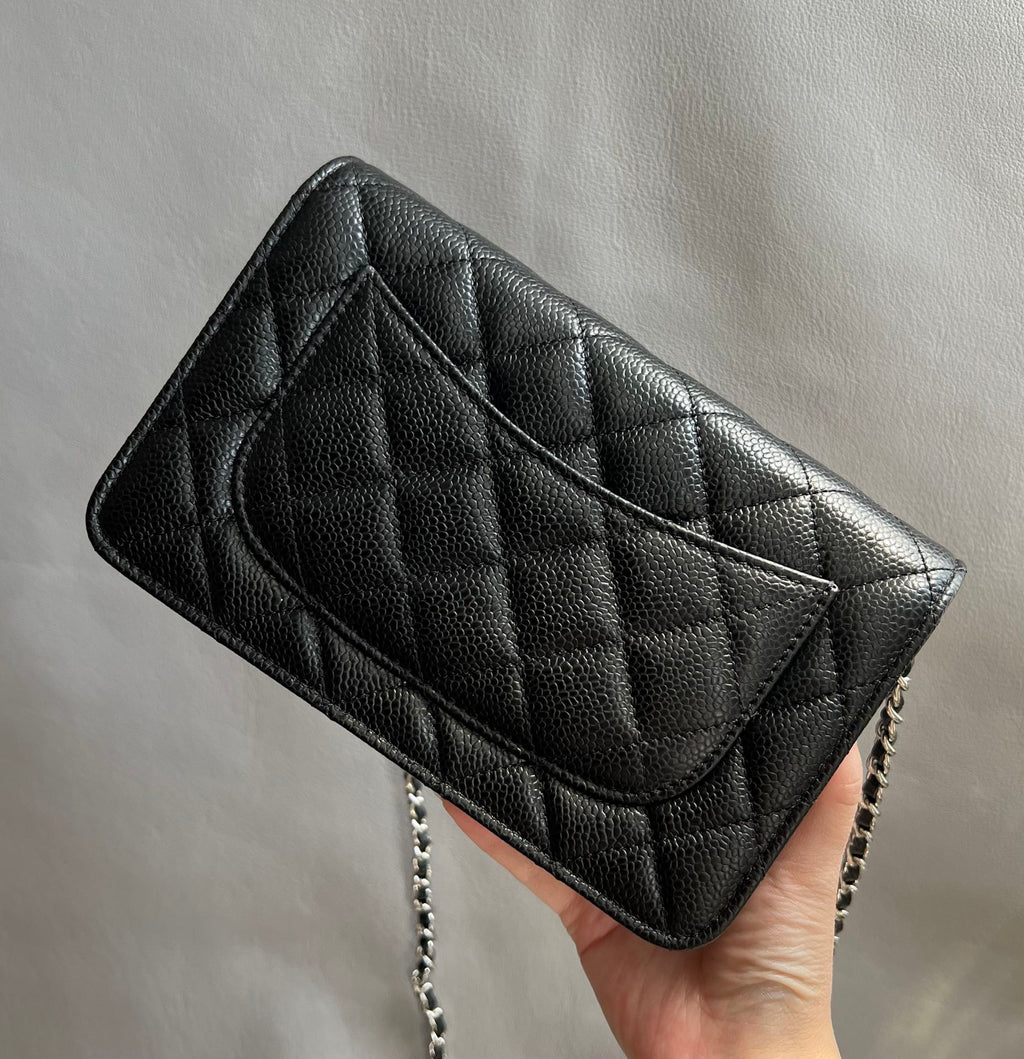 CHANEL-25A WOC bag golden/sliver