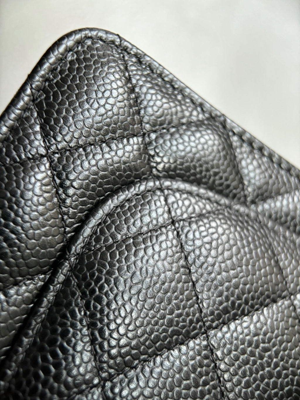 CHANEL-25A WOC bag golden/sliver