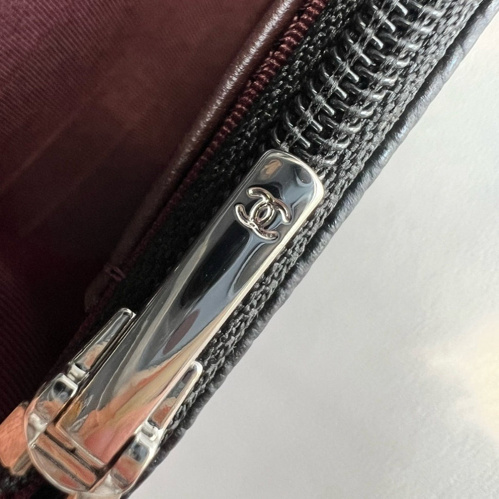 CHANEL-25A WOC bag golden/sliver