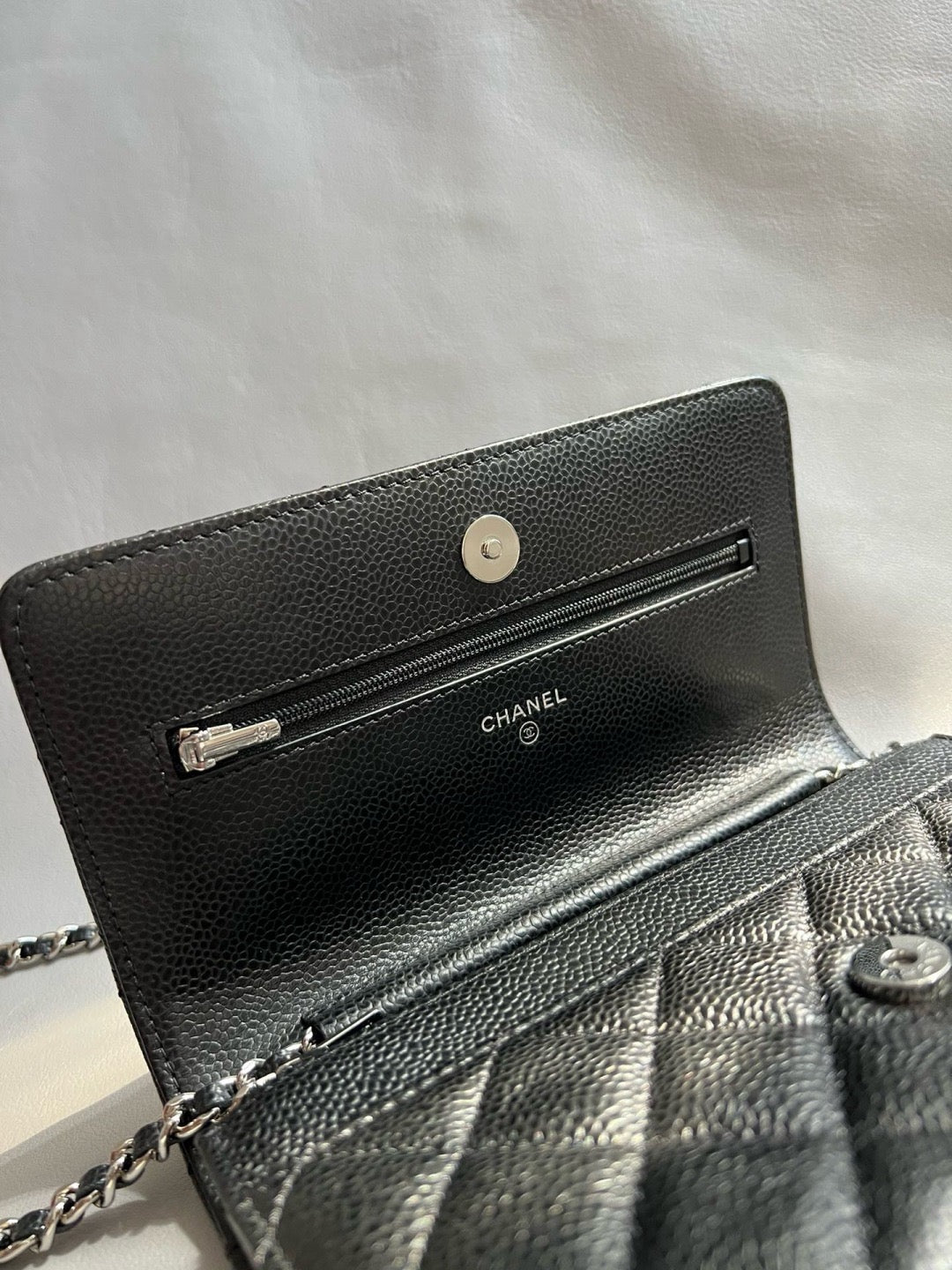 CHANEL-25A WOC bag golden/sliver