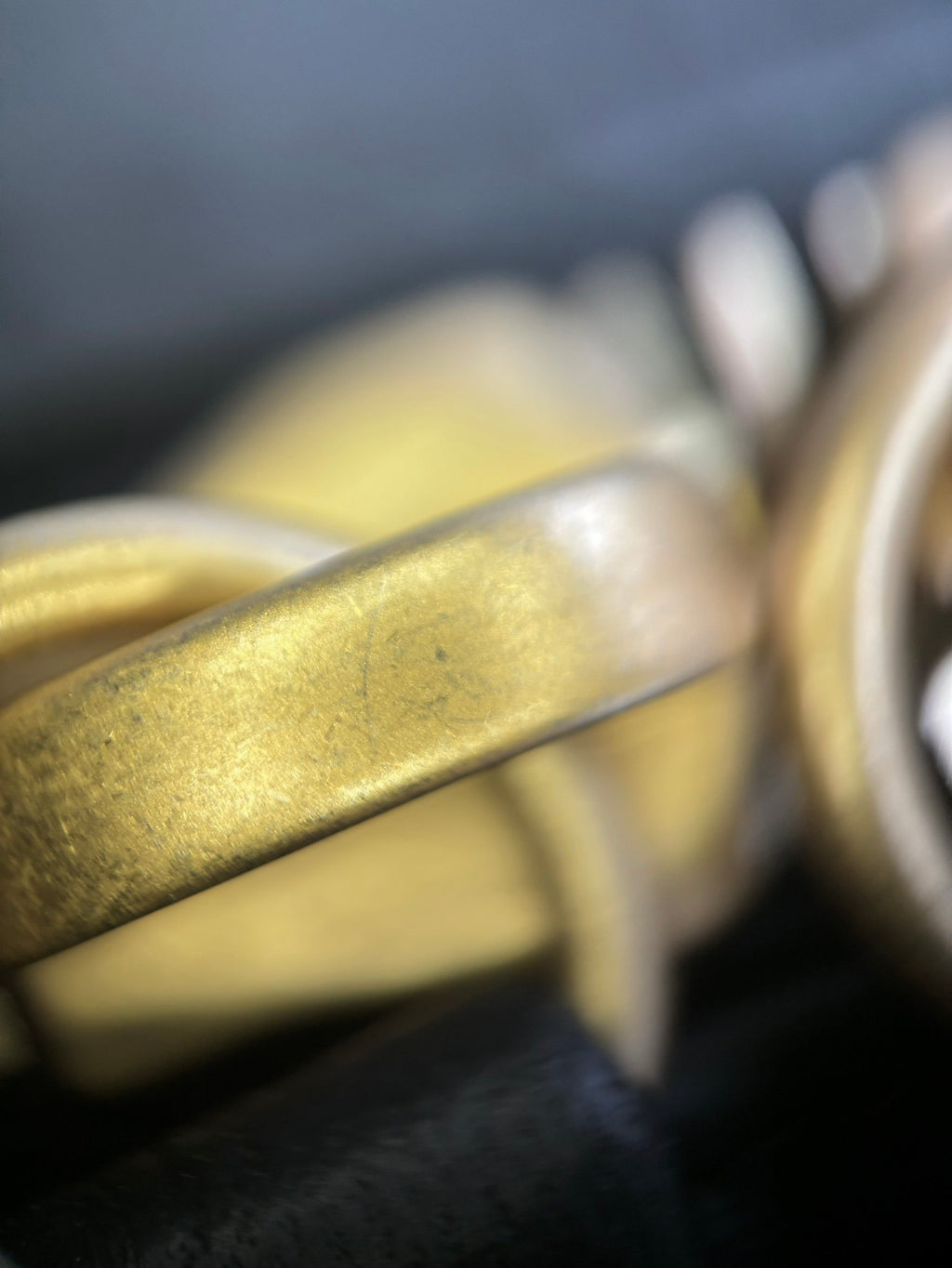 CHANEL-24C SHandheld Camera Bag golden/sliver