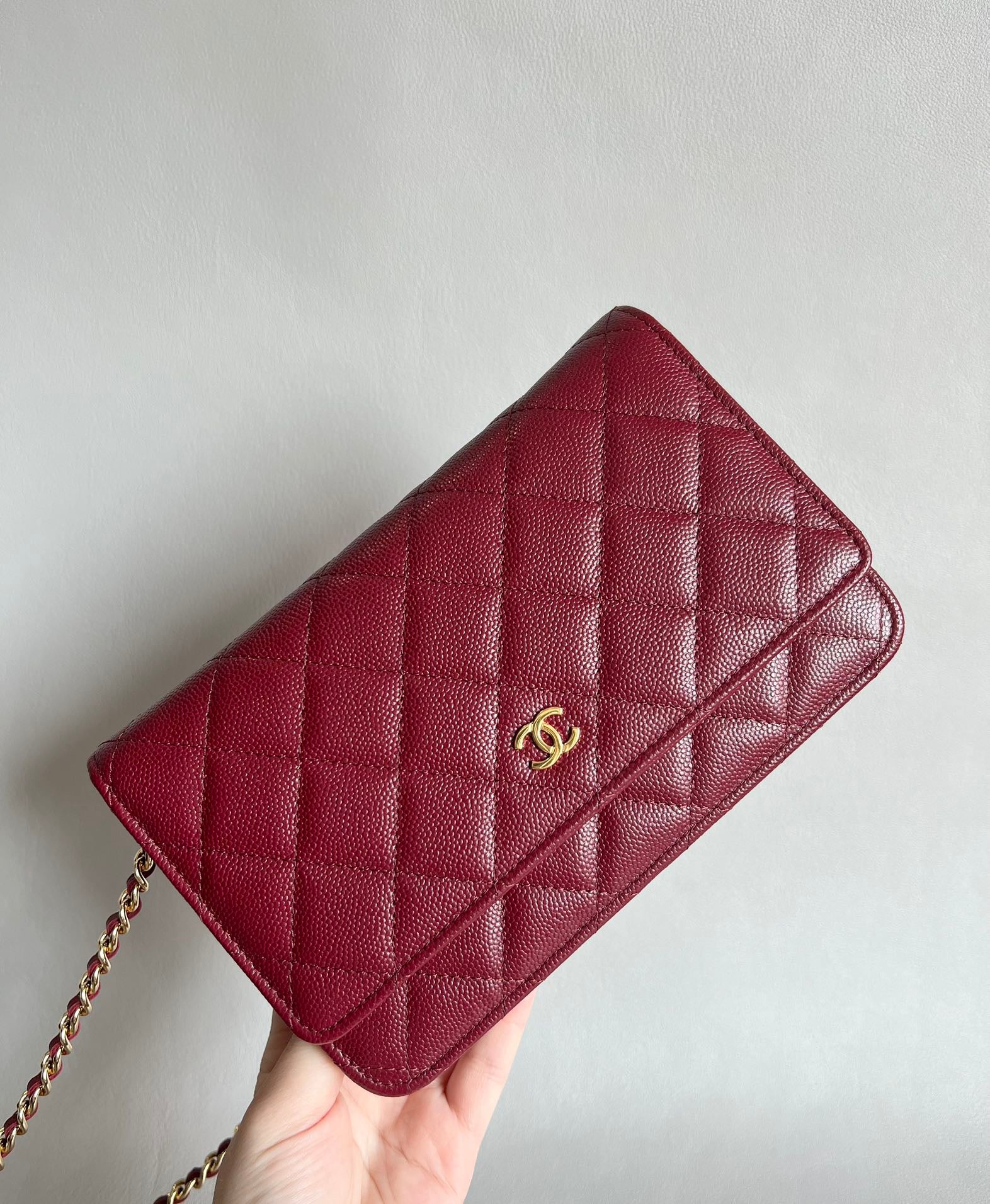 CHANEL-25A WOC bag golden/sliver