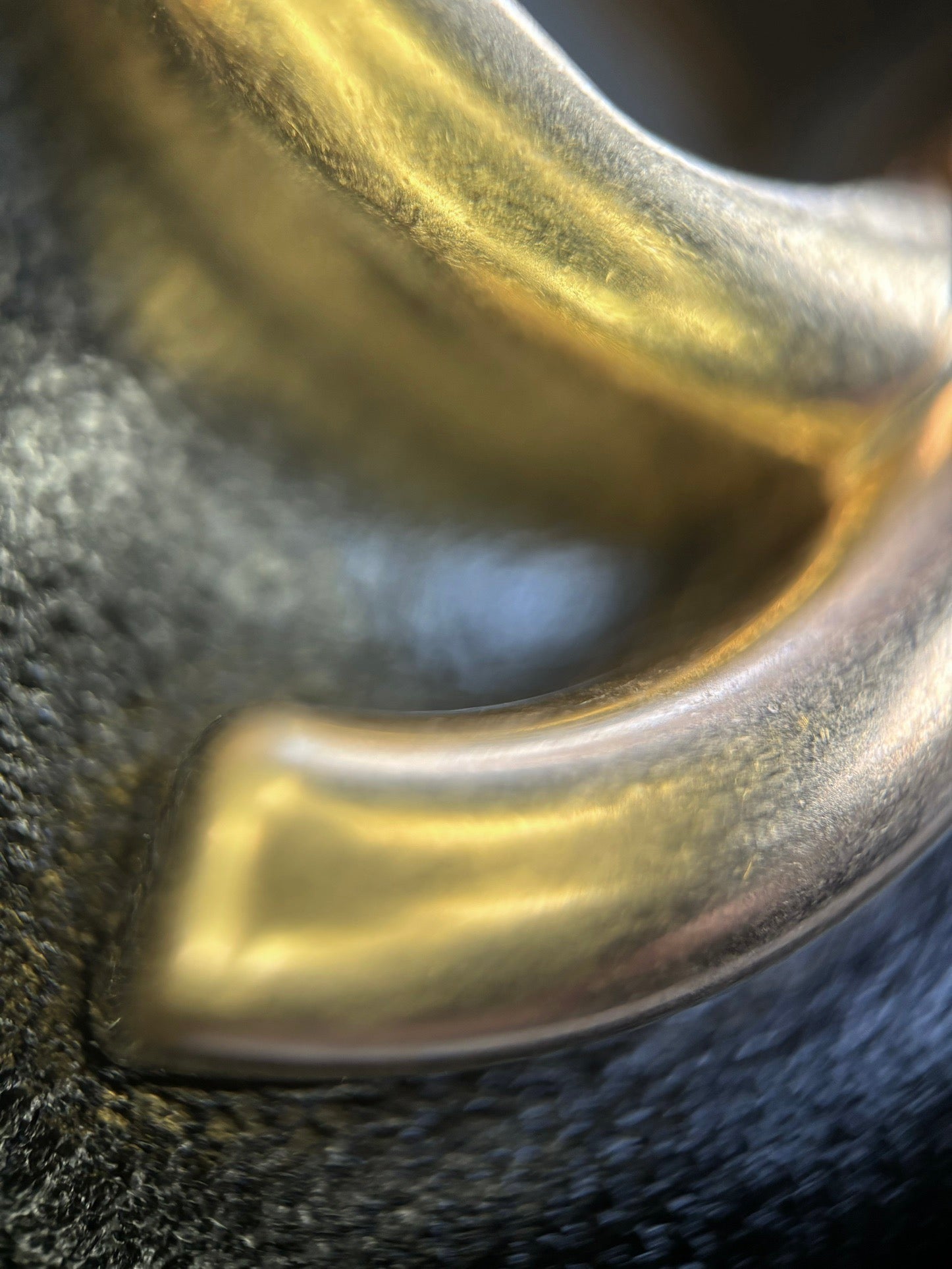 CHANEL-24C Sweet Heart Crush  lap Bag golden/sliver