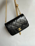 CHANEL-24C Sweet Heart Crush  lap Bag golden/sliver