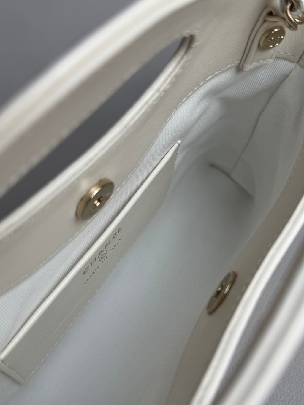 CHANEL-Nono 31 bag golden/sliver