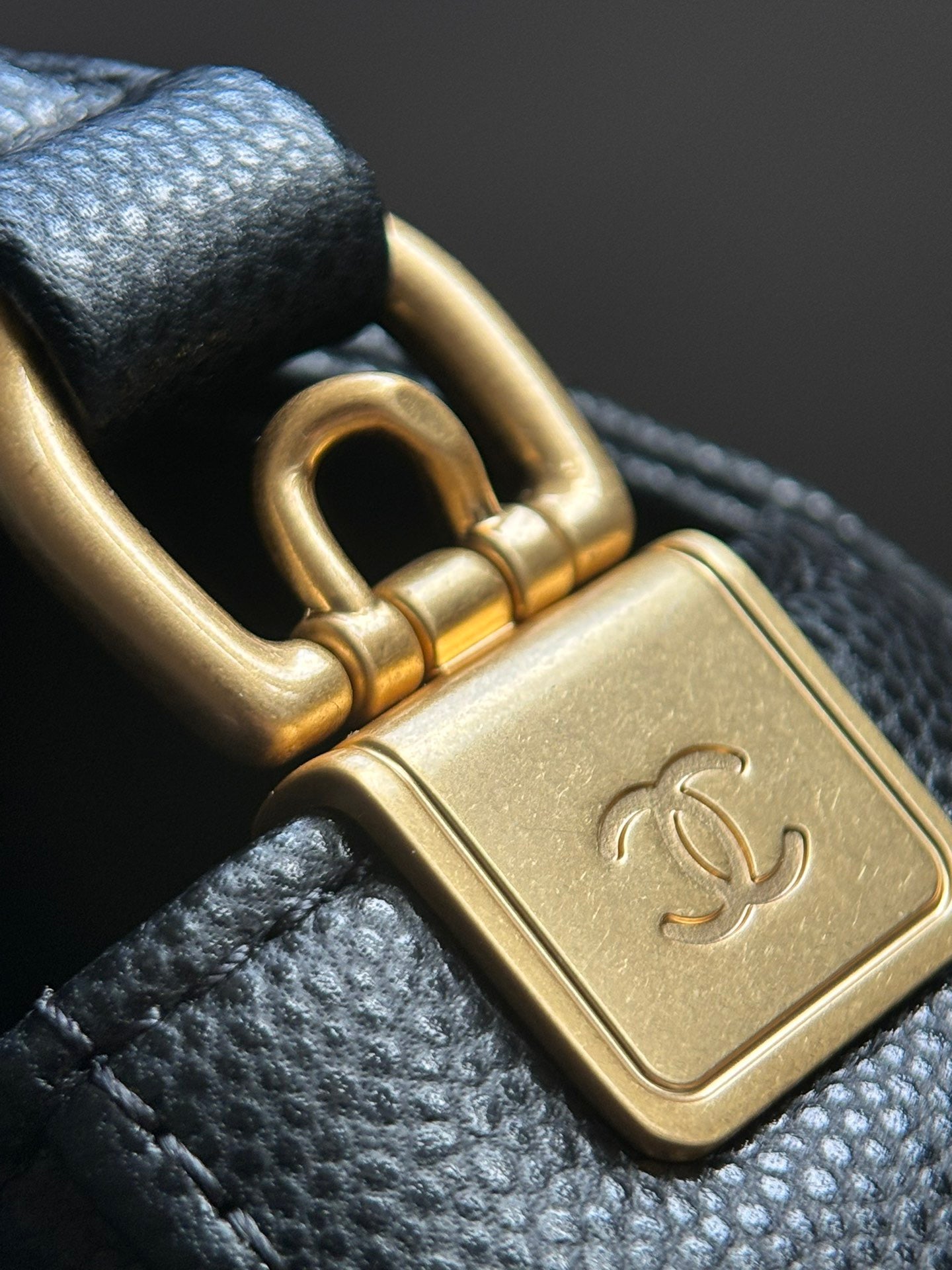 CHANEL-24K Handheld Flap bag golden/sliver
