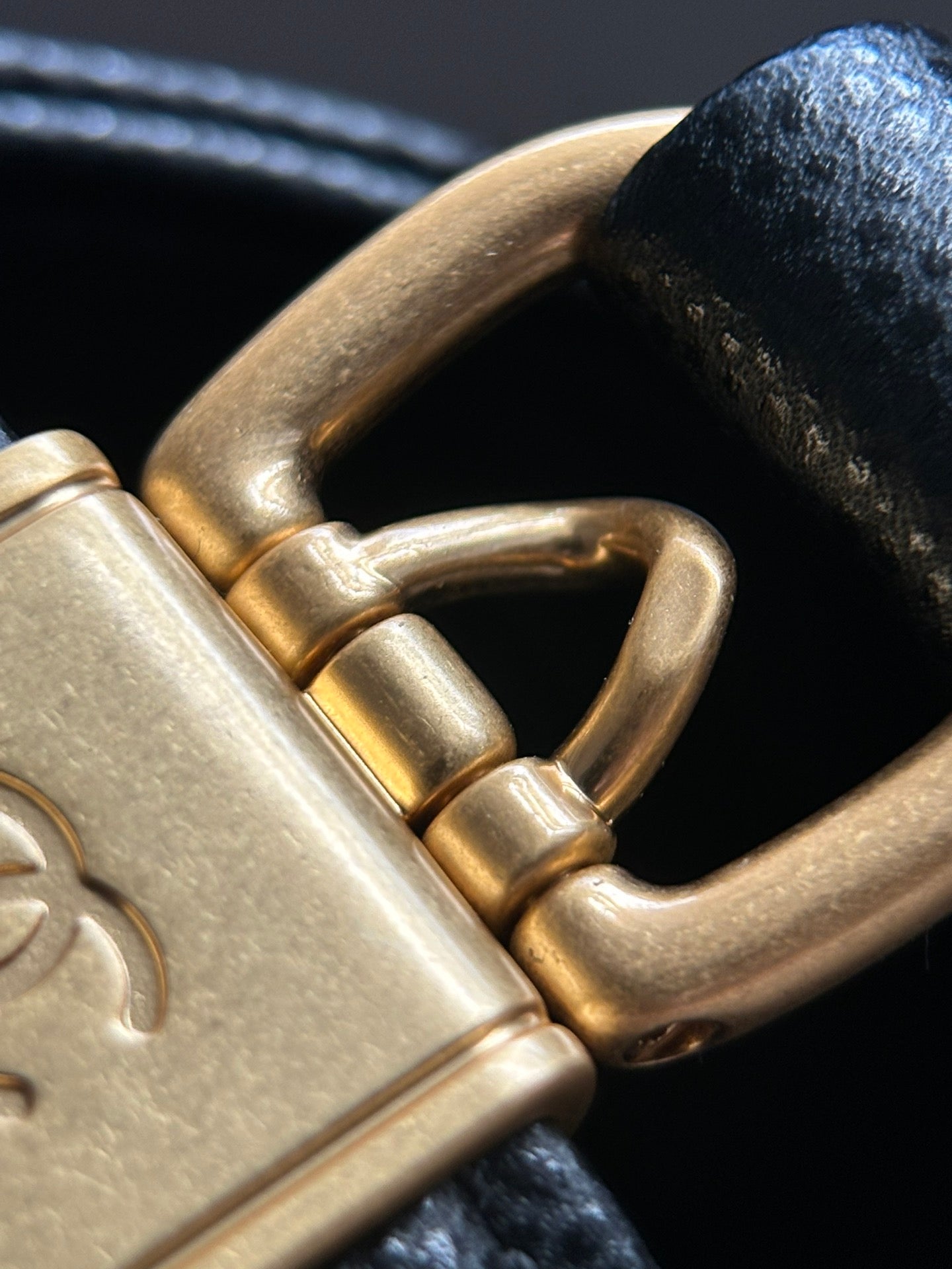 CHANEL-24K Handheld Flap bag golden/sliver