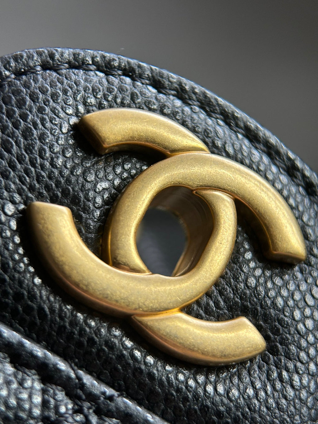 CHANEL-24K Handheld Flap bag golden/sliver