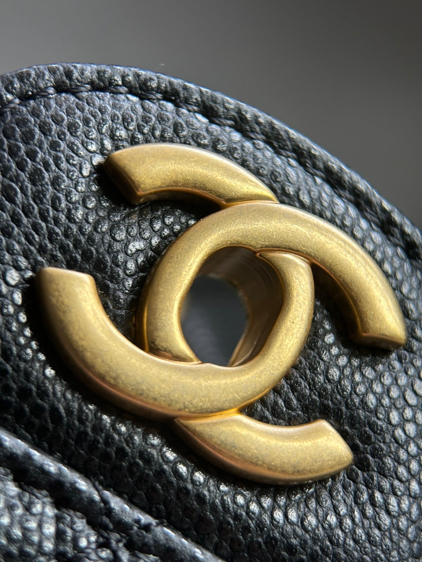 CHANEL-24K Handheld Flap bag golden/sliver