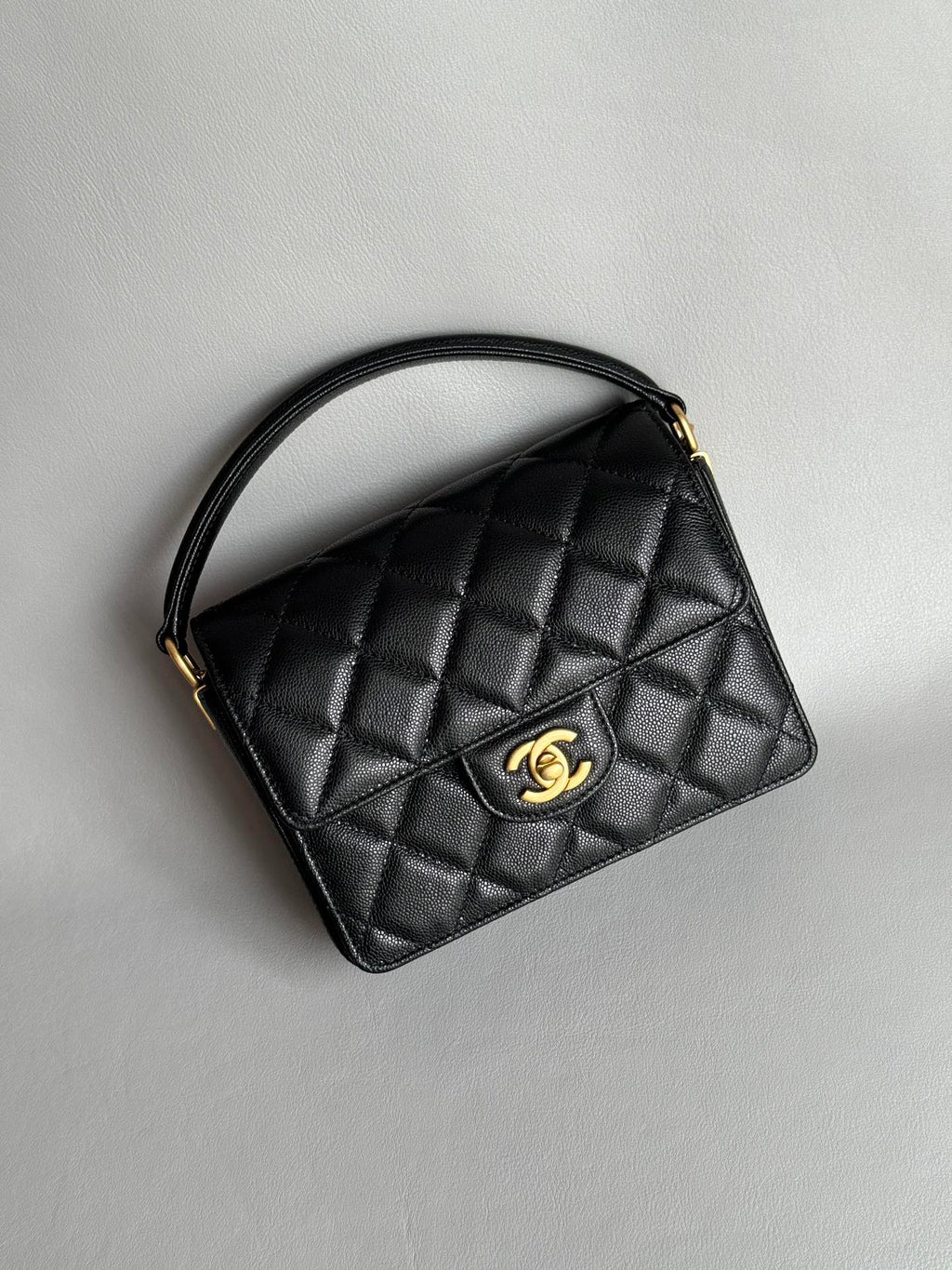 CHANEL-24K Handheld Flap bag golden/sliver