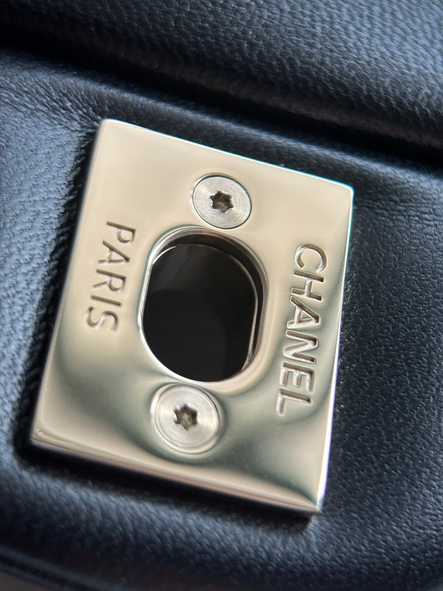 CHANEL-24K Classic Flap bag golden/sliver