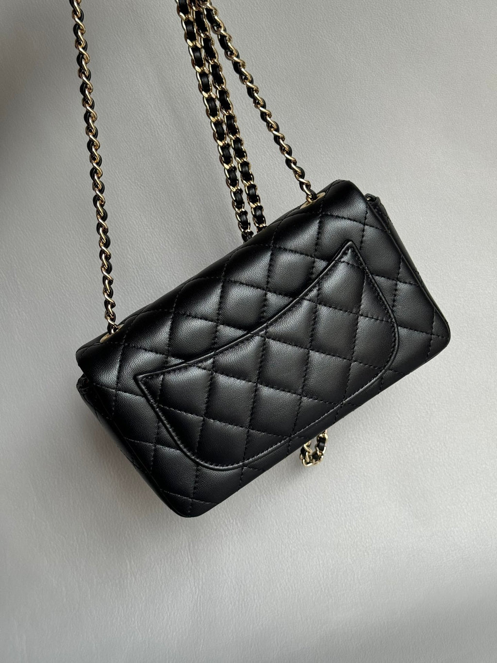 CHANEL-24K Classic Flap bag golden/sliver