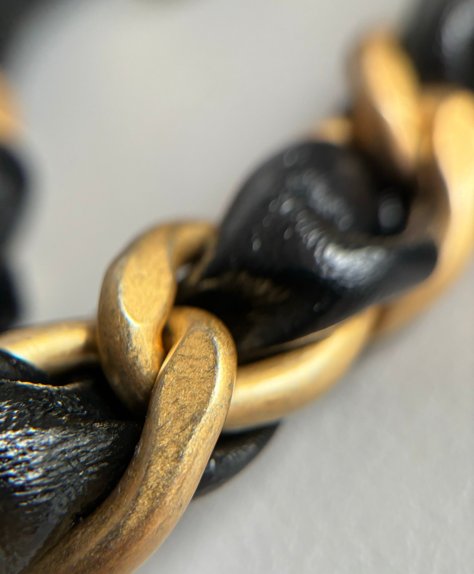 CHANEL-24A HoBo golden/sliver