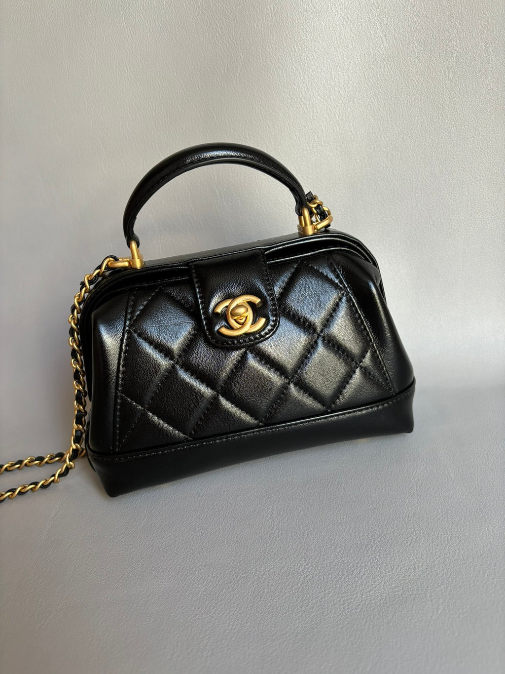 CHANEL-25c Doctor bag golden/sliver
