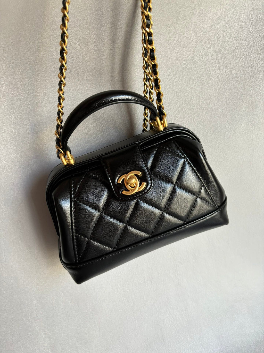 CHANEL-25c Doctor bag golden/sliver