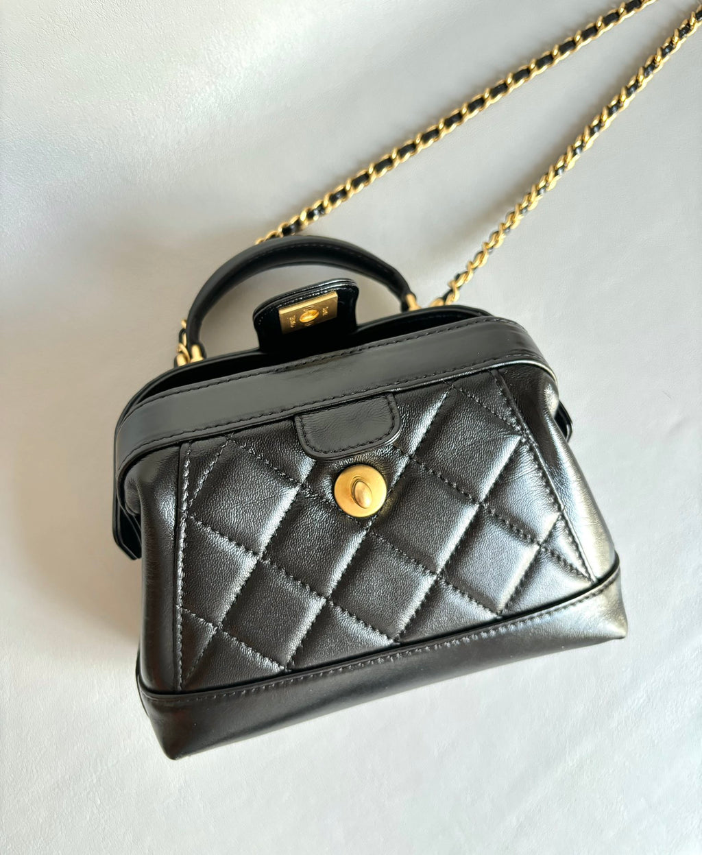 CHANEL-25c Doctor bag golden/sliver