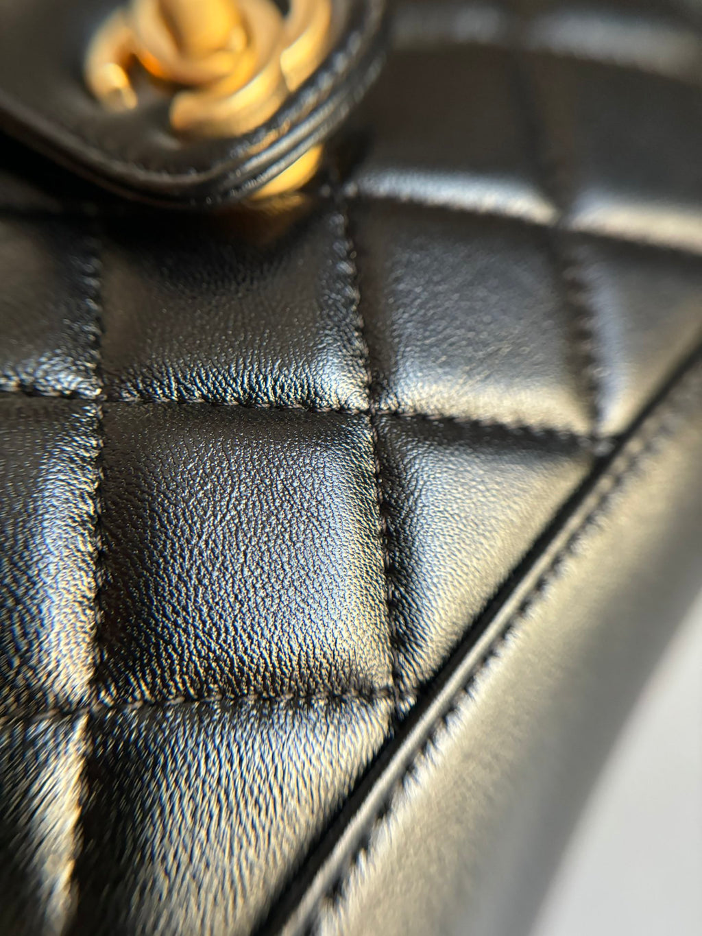 CHANEL-25c Doctor bag golden/sliver