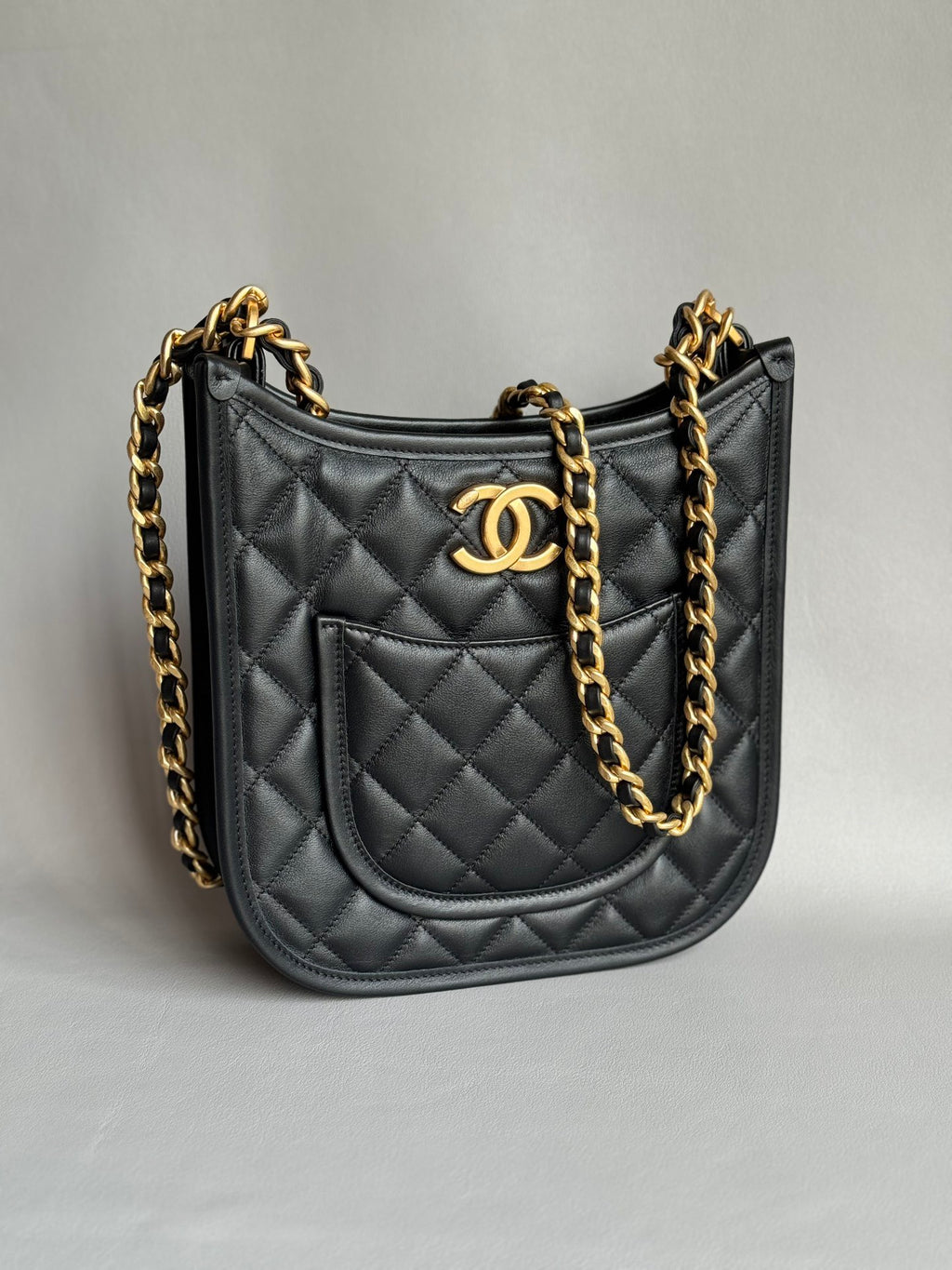 CHANEL-24C Hobo bag golden/sliver