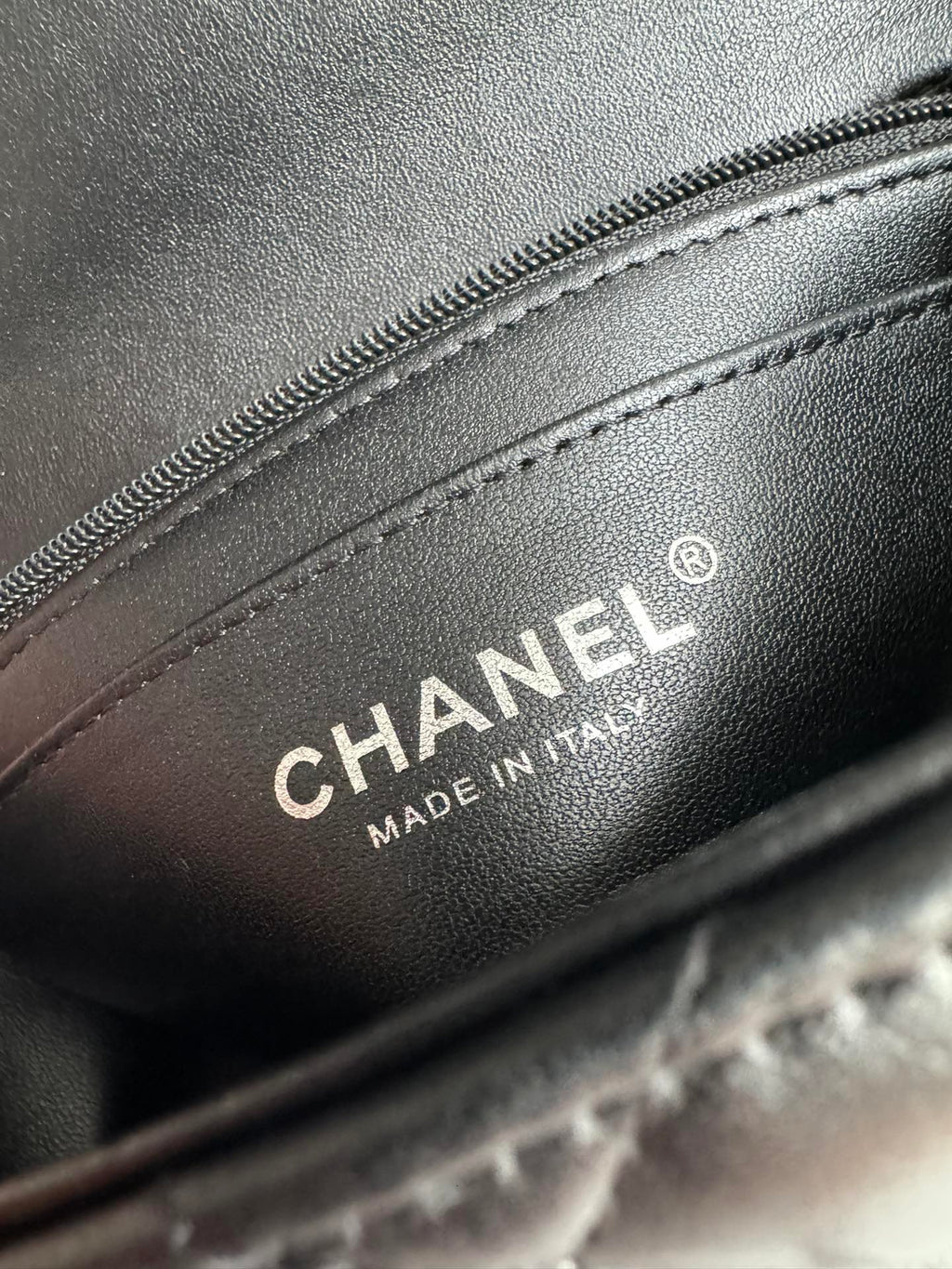 CHANEL-25B CF Handle mini bag golden/sliver