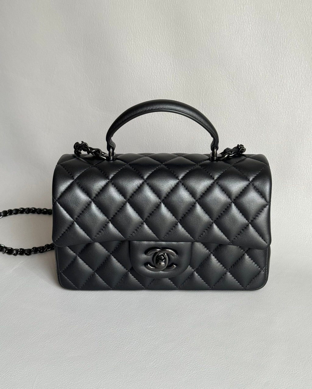 CHANEL-25B CF Handle mini bag golden/sliver