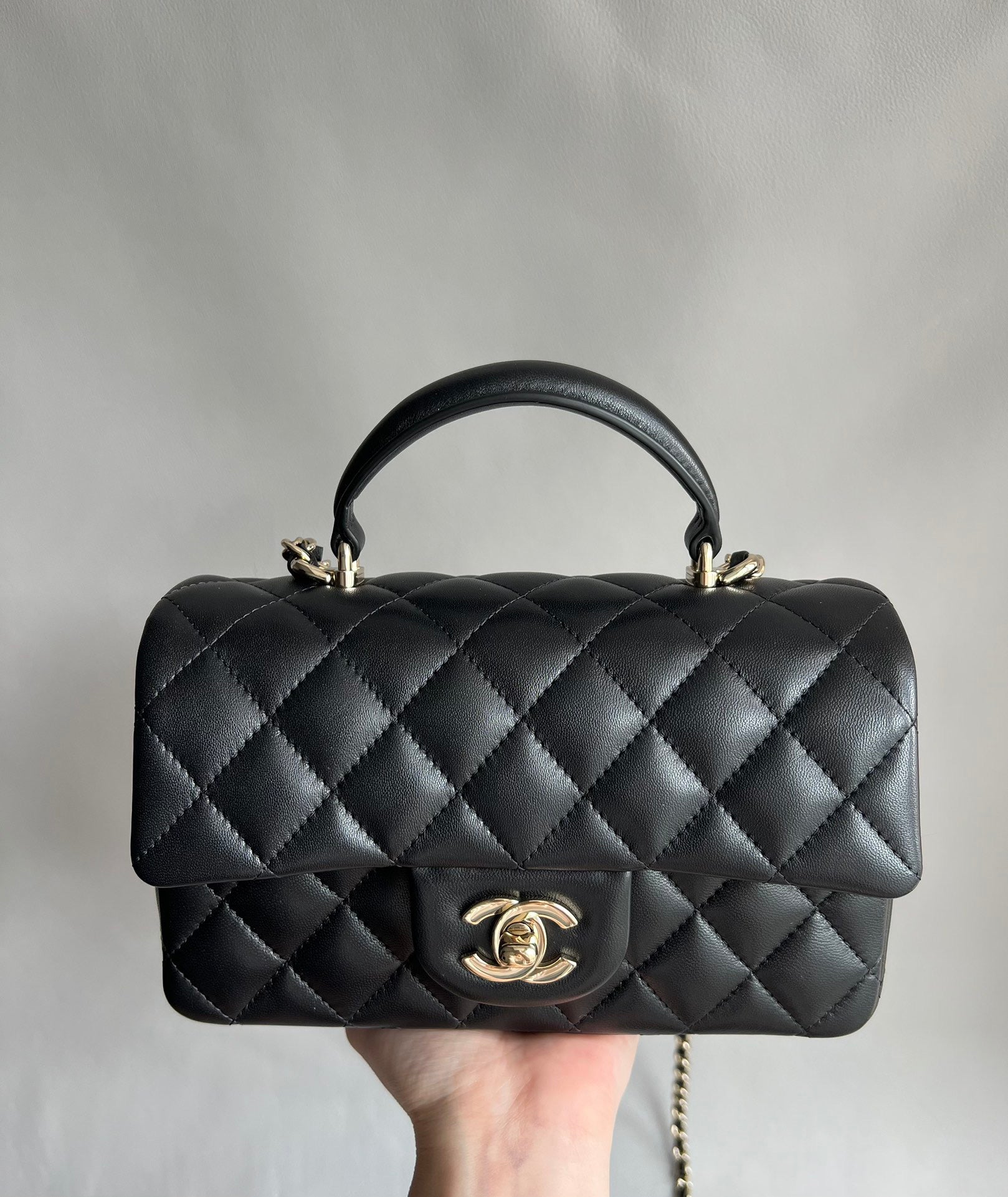 CHANEL-25B CF Handle mini bag golden/sliver