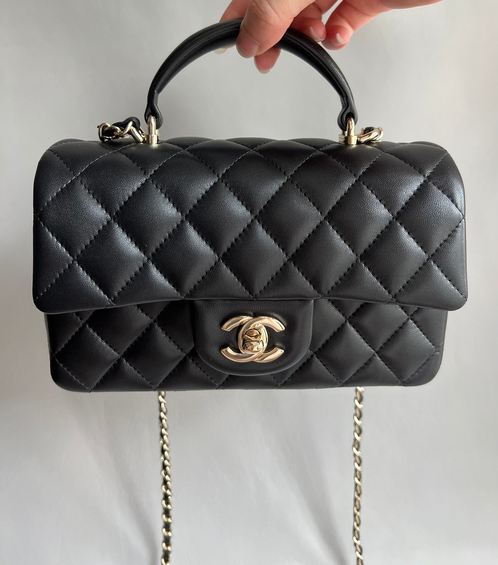 CHANEL-25B CF Handle mini bag golden/sliver