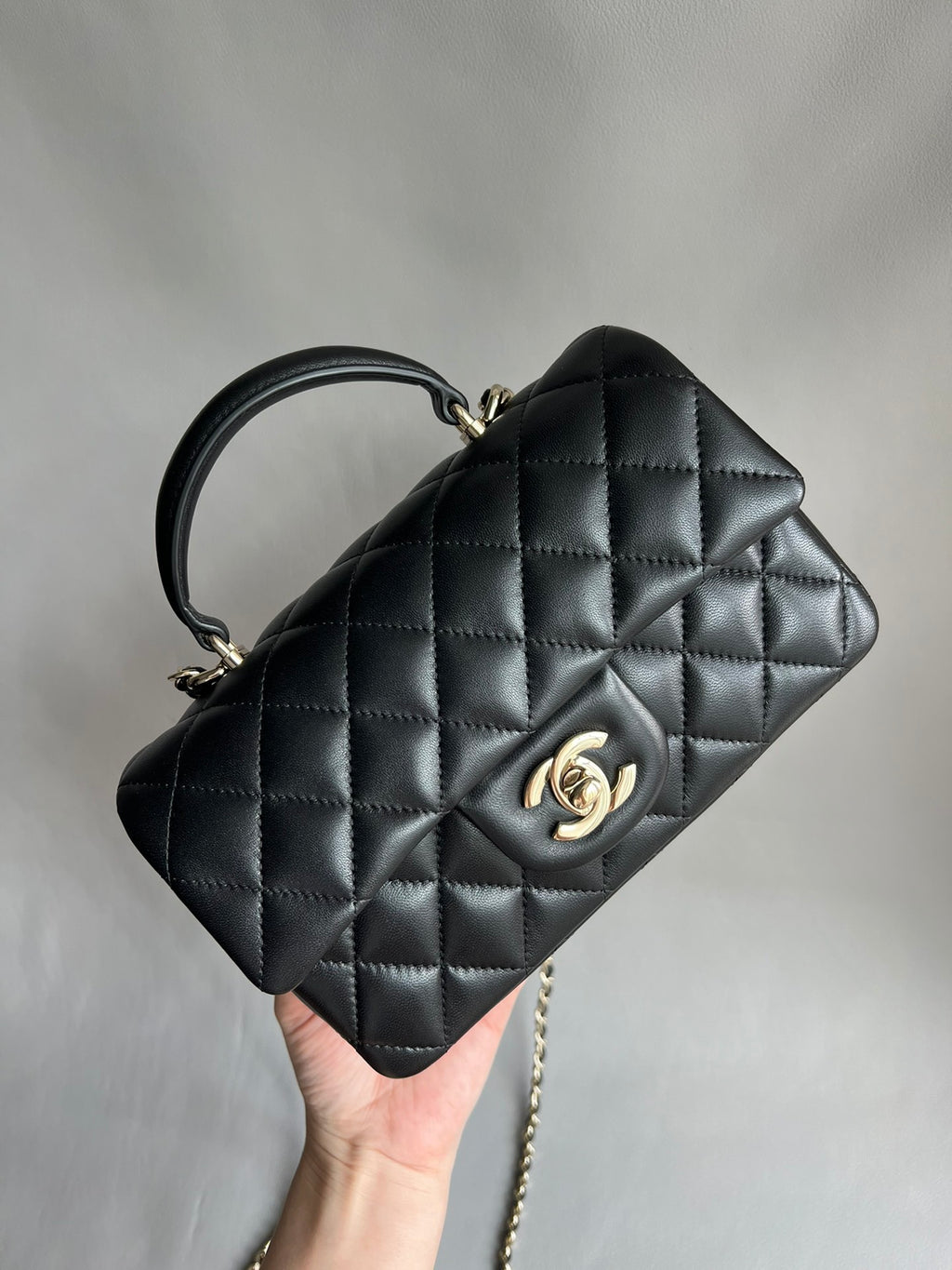 CHANEL-25B CF Handle mini bag golden/sliver