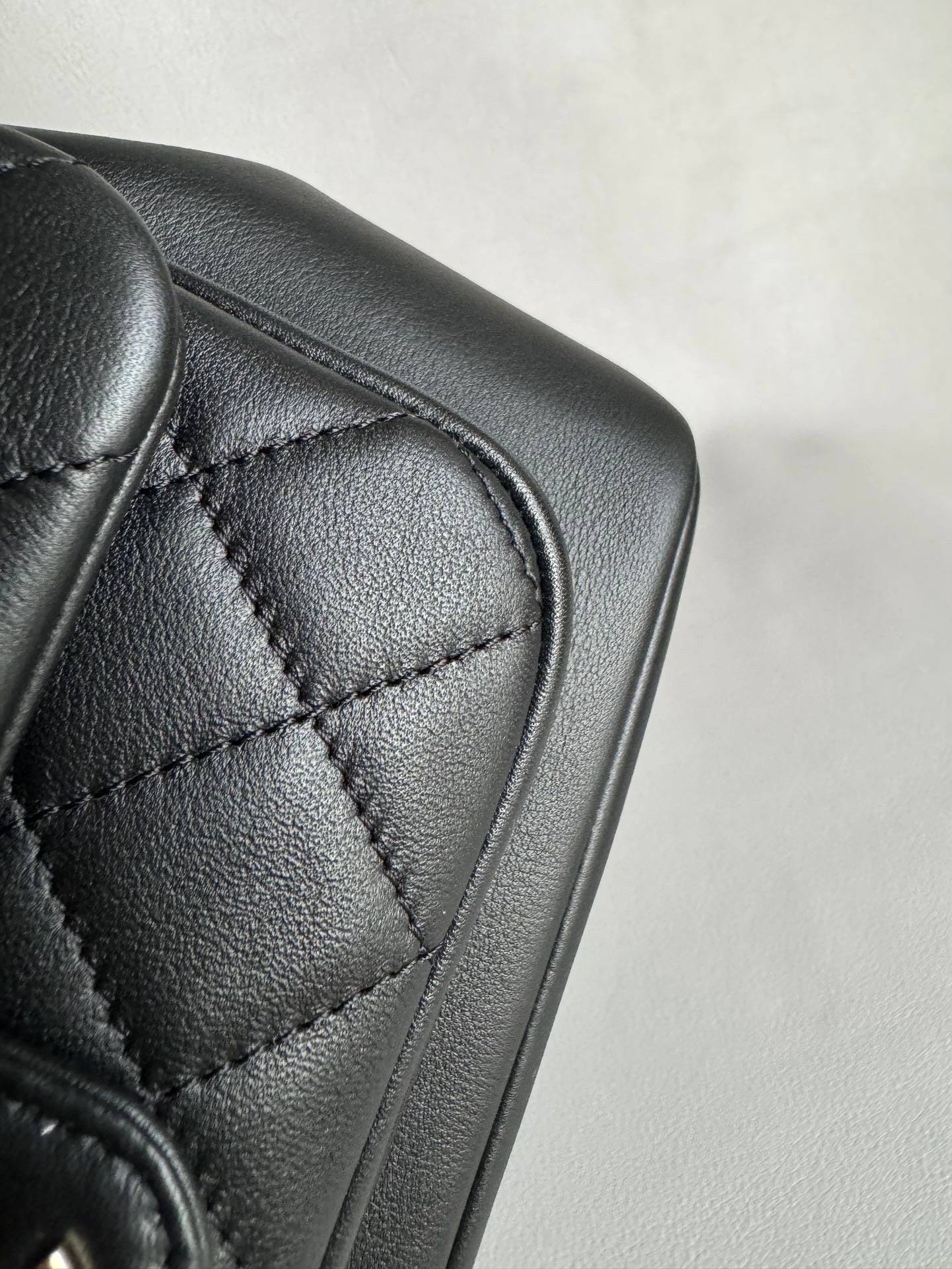 CHANEL-25A Duma bag golden/sliver