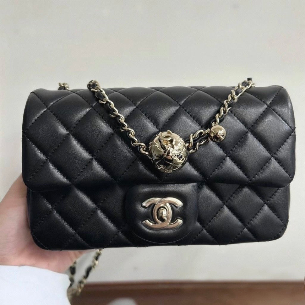 CHANEL-24K  Flap bag golden/sliver