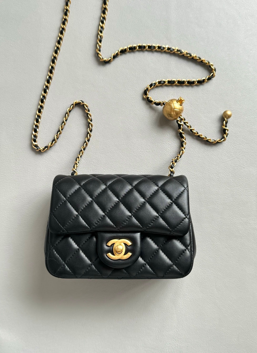 CHANEL-24K  Flap bag golden/sliver