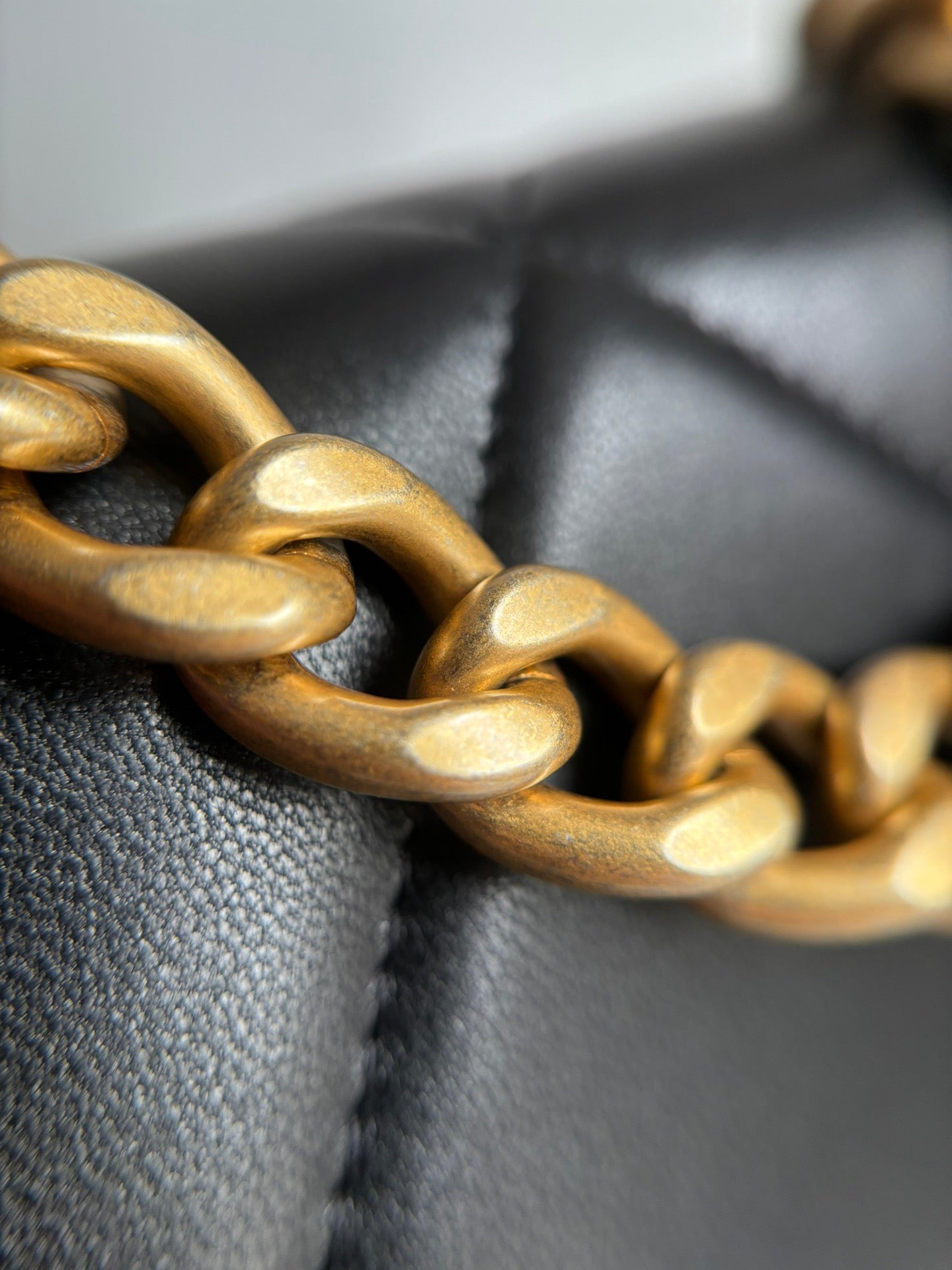 CHANEL-25B  WOC bag golden/sliver