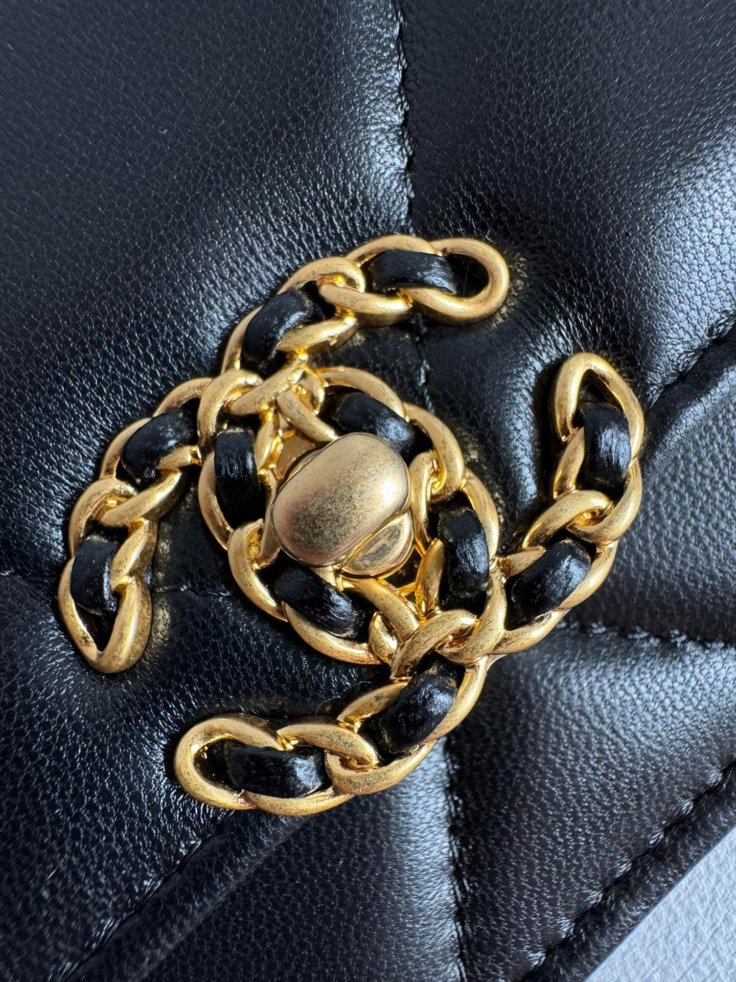 CHANEL-19Bag woc golden/sliver