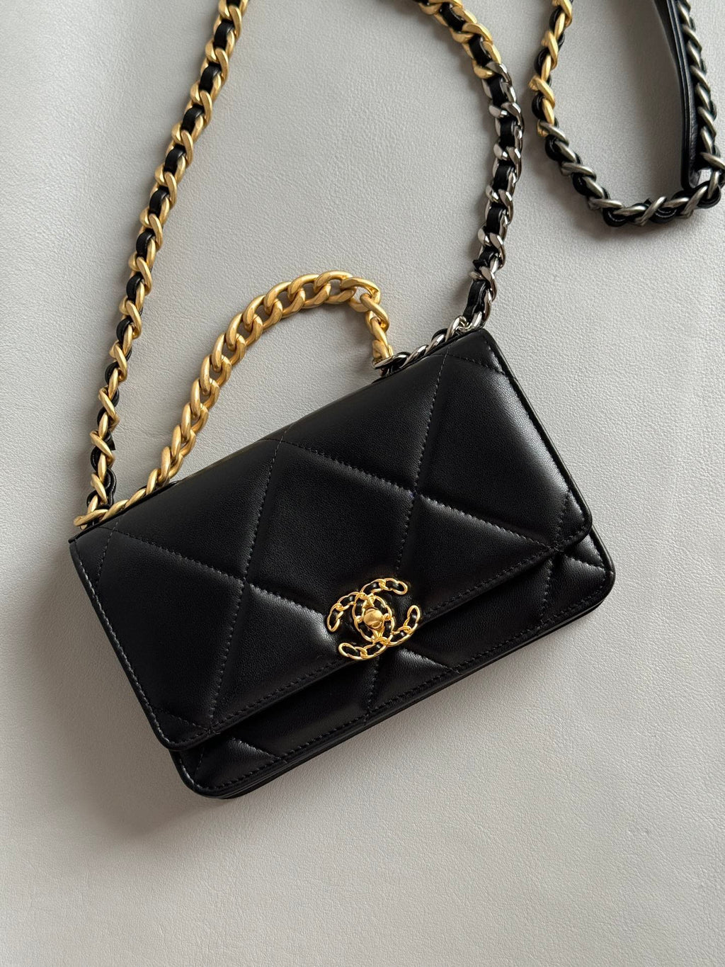 CHANEL-19Bag woc golden/sliver
