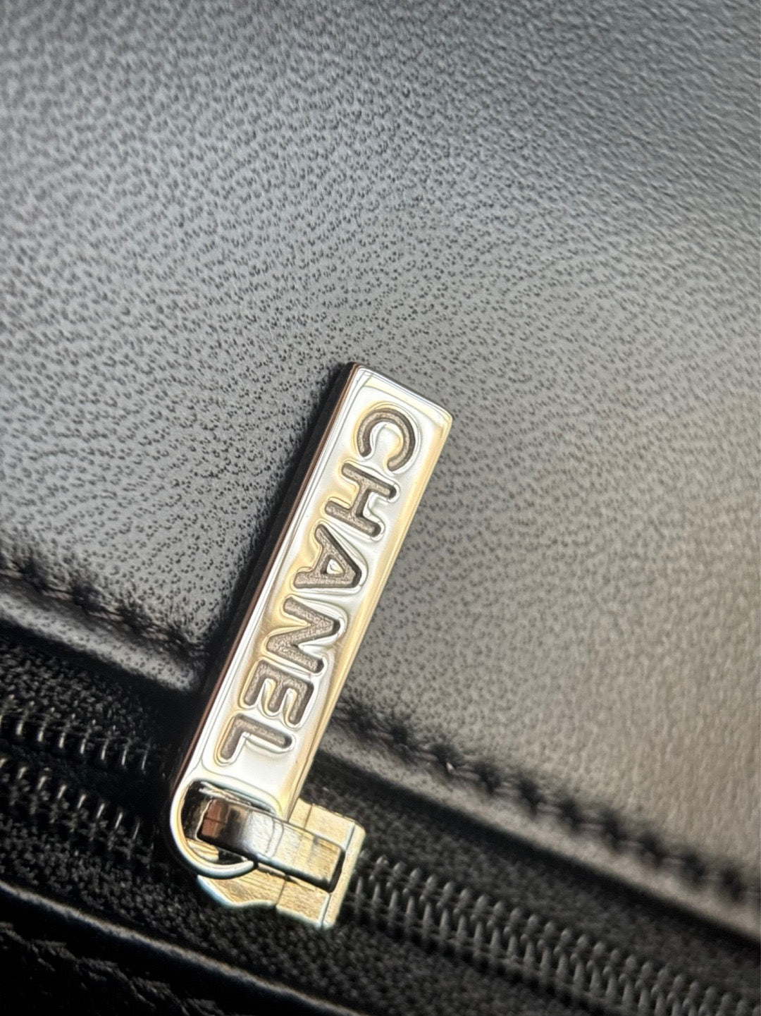 CHANEL- 24C Flap bag golden/sliver