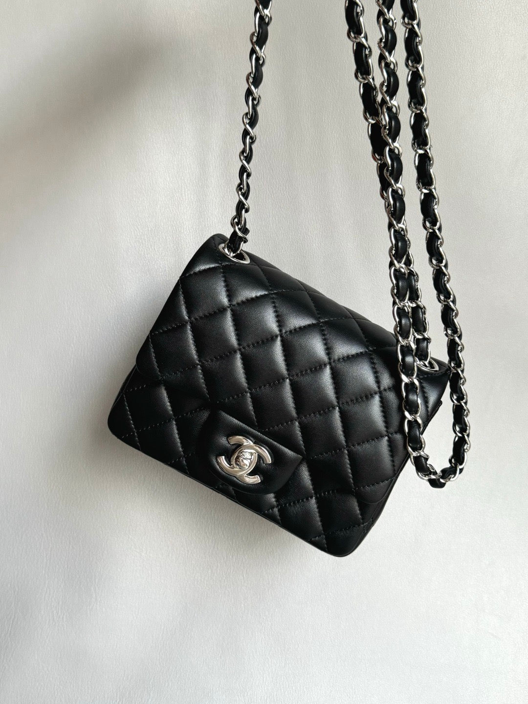 CHANEL- 24C Flap bag golden/sliver