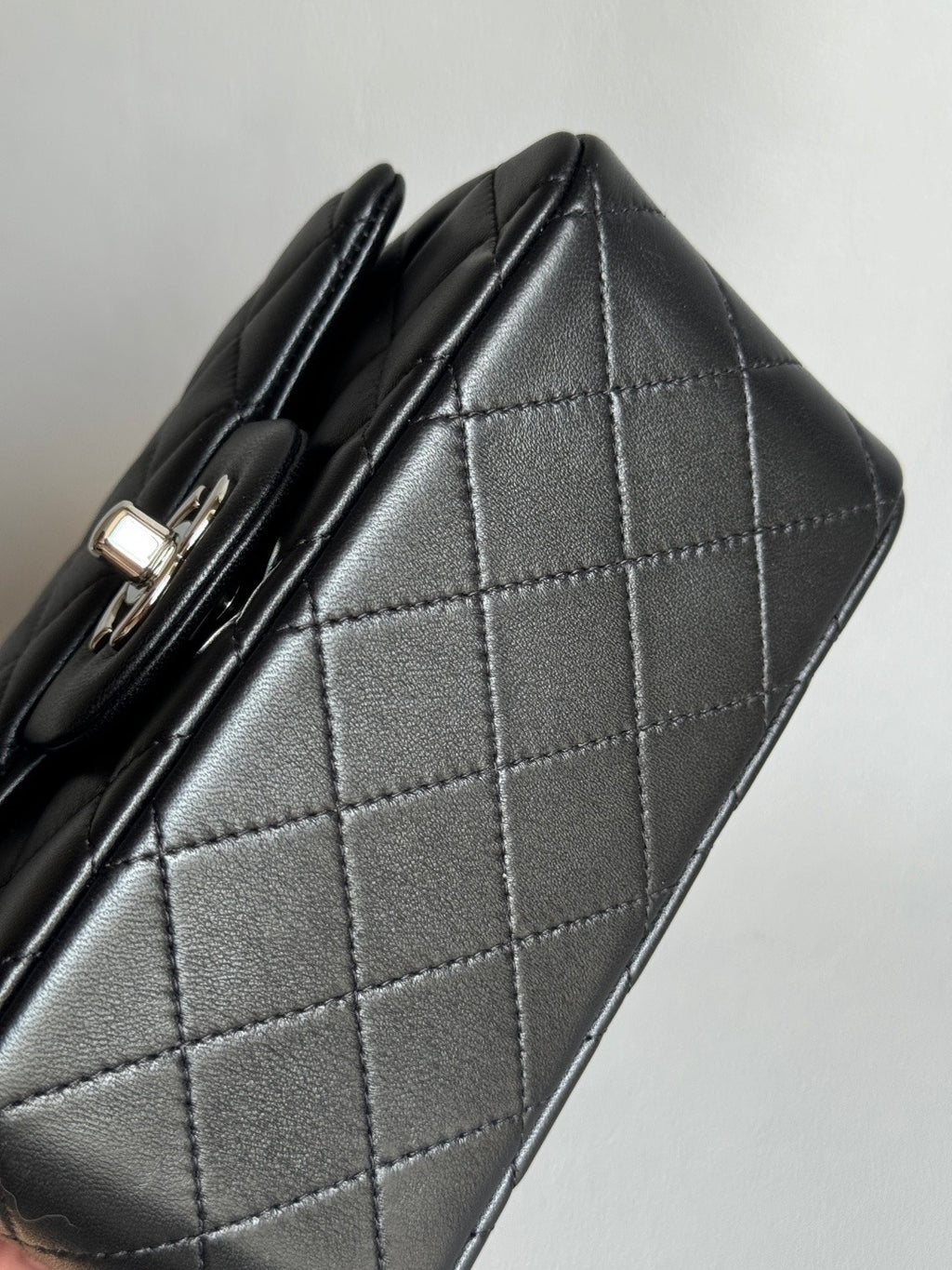 CHANEL- 24C Flap bag golden/sliver