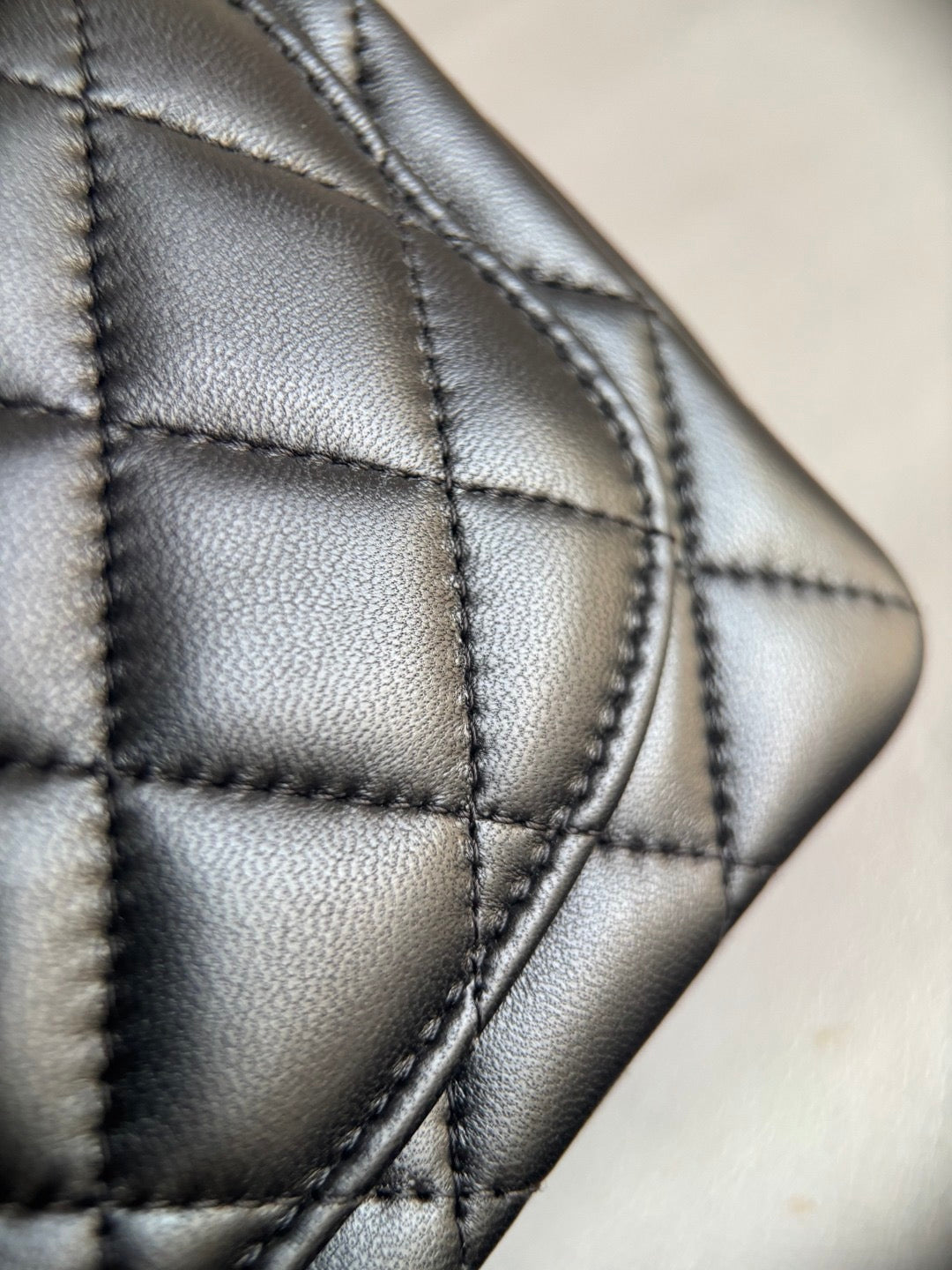 CHANEL- 24C Flap bag golden/sliver