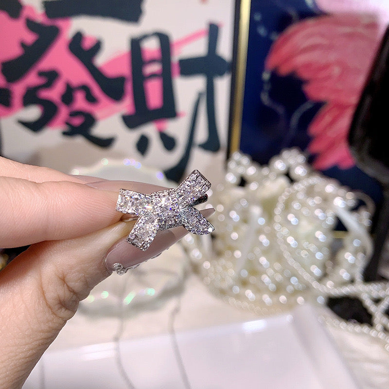 FENG SHUI - 35 Light luxury bright diamond fringe butterfly necklace，Simple everything with elegant bow ring