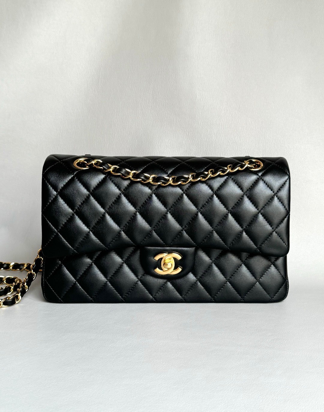 CHANEL- Classic Flag bag golden/sliver