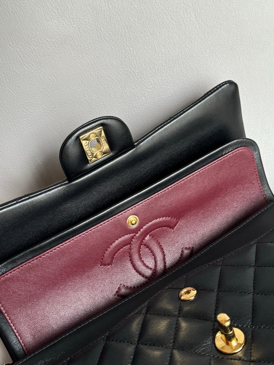 CHANEL- Classic Flag bag golden/sliver