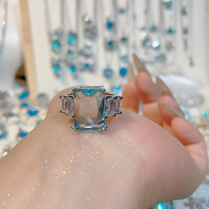 FENG SHUI - 36 Bright aquamarine ring ring and other jewelry