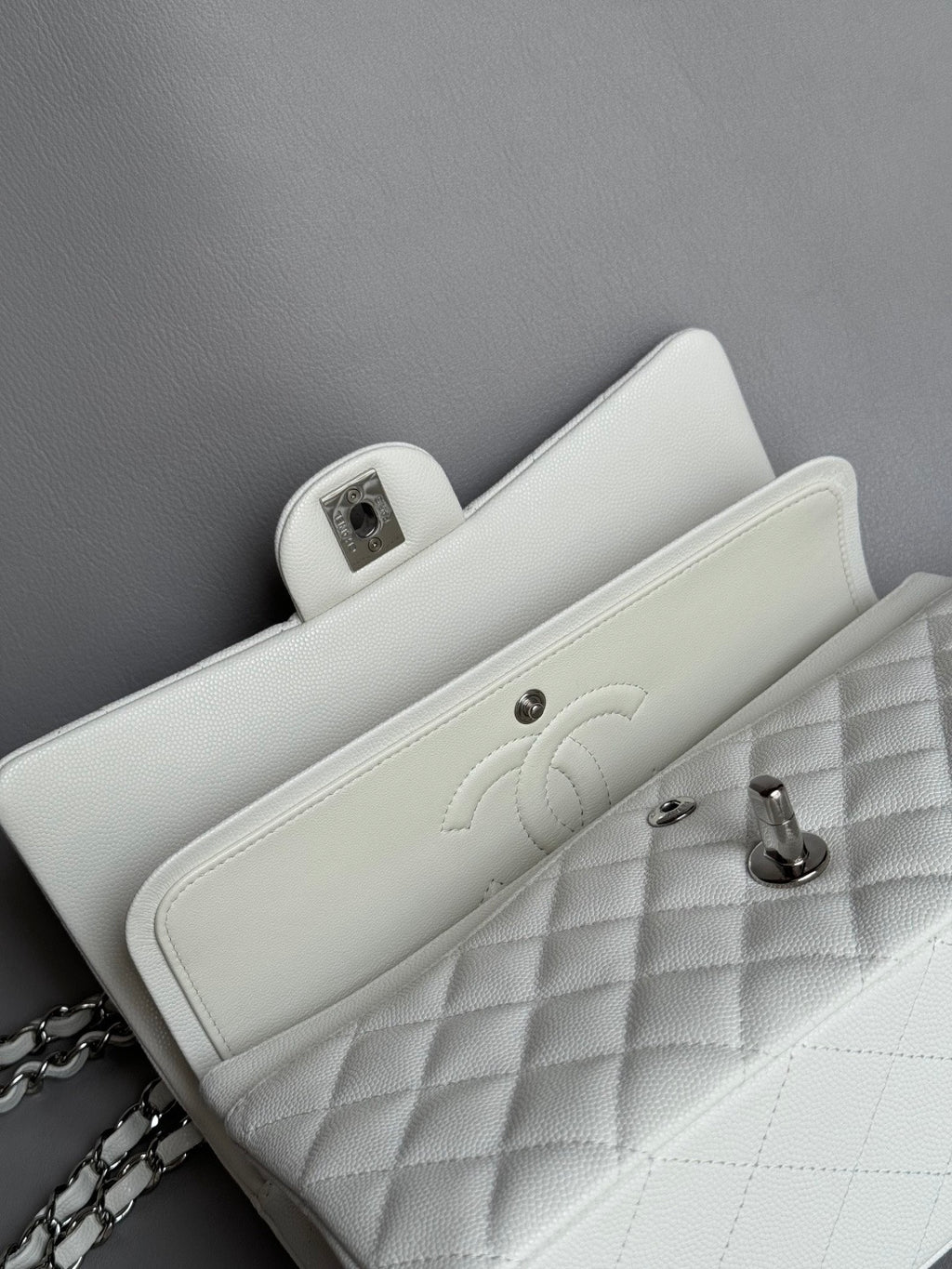 CHANEL- Classic Flag bag golden/sliver