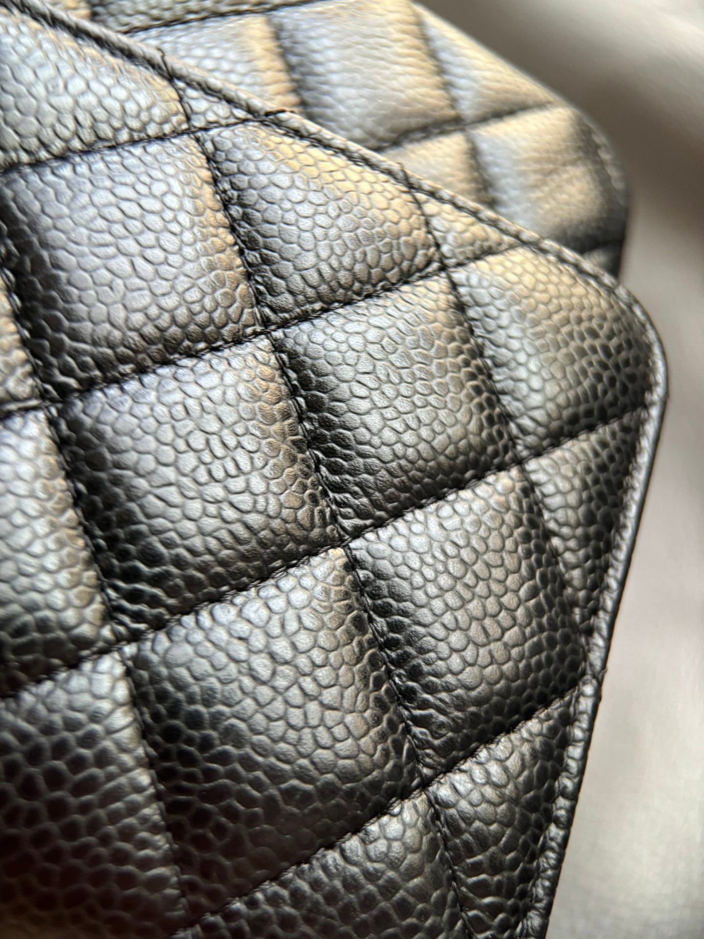 CHANEL- Jumbo28 bag golden/sliver