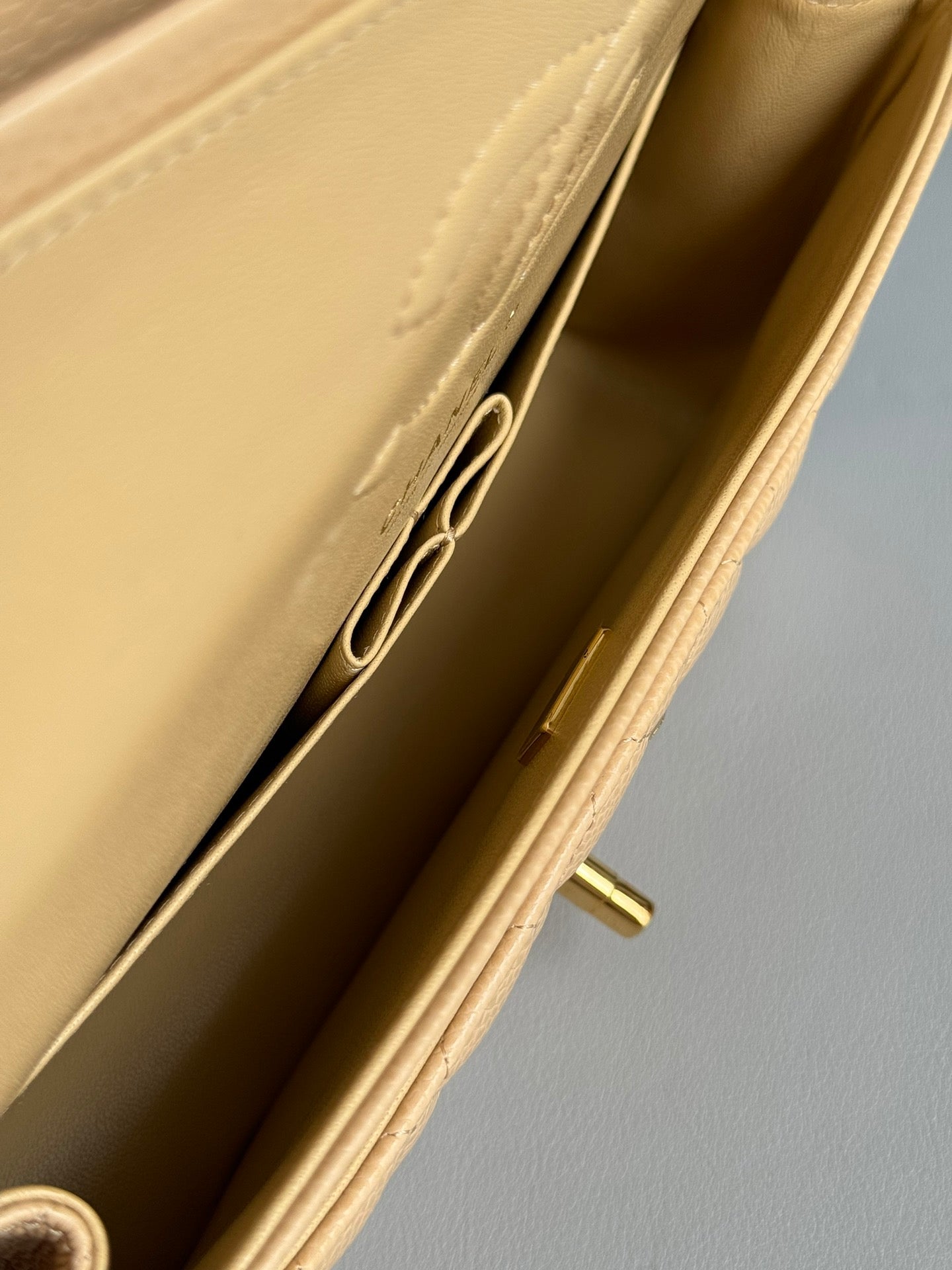 CHANEL- Jumbo28 bag golden/sliver