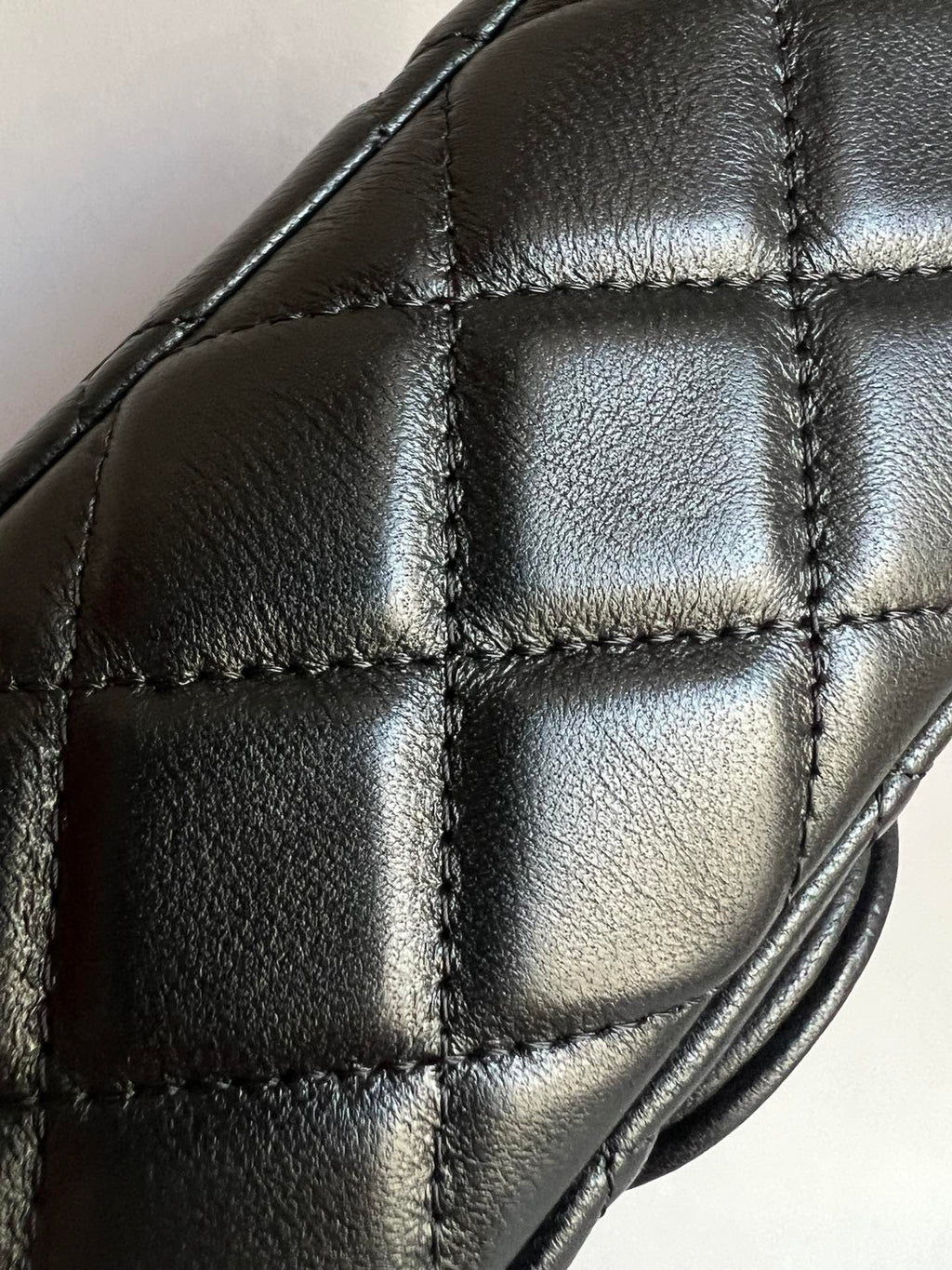 CHANEL-22K Flap bag golden/sliver