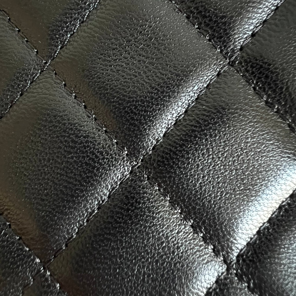 CHANEL-22K Flap bag golden/sliver