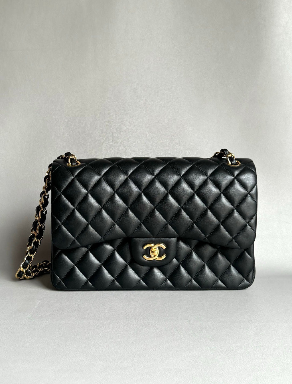 CHANEL- Classic Flag 30bag golden/sliver