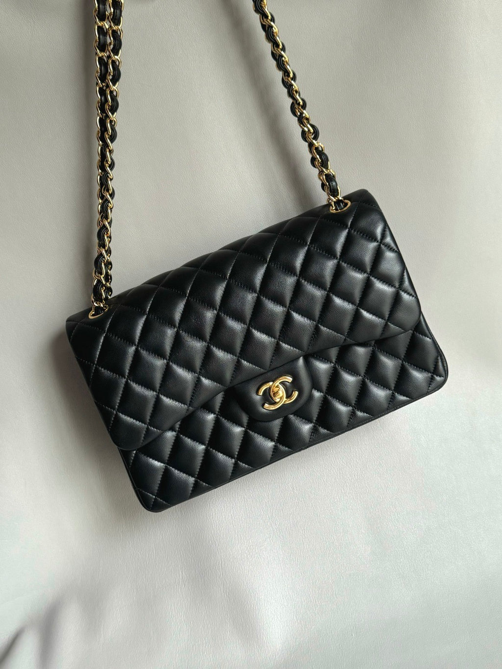 CHANEL- Classic Flag 30bag golden/sliver
