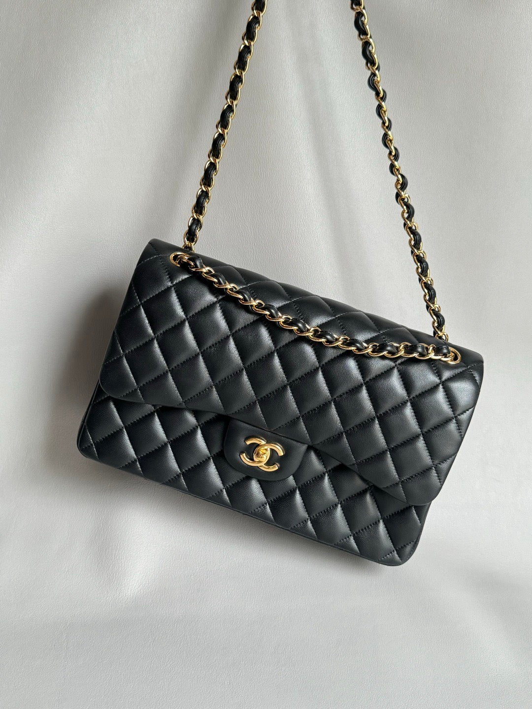 CHANEL- Classic Flag 30bag golden/sliver